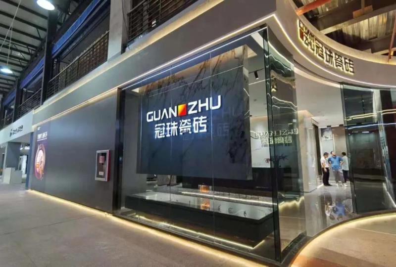 冠珠陶瓷巖板形象店落地高安！